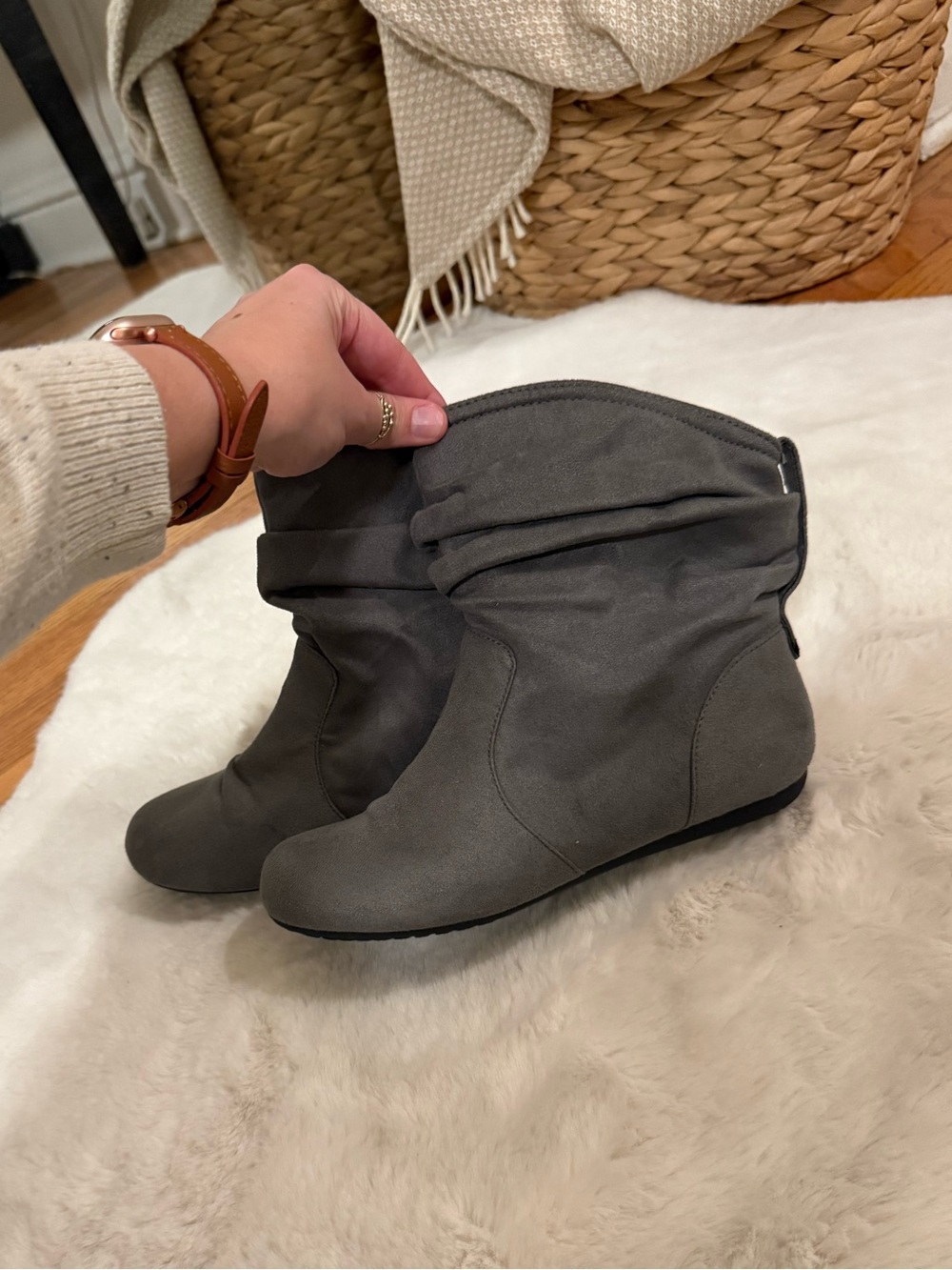 LOWER EAST SIDE Slouchy Ankle Booties in Gray - Picture 5 of 9